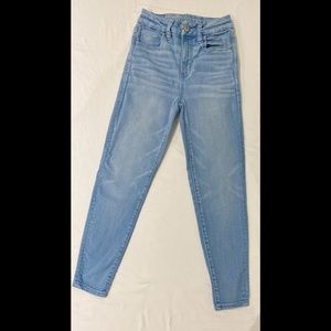 American Eagle Curvy Hi-Rise Jegging